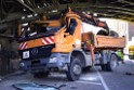 LKW blieb unter Bruecke haengen Koeln Deutz Deutz Muelheimerstr P118